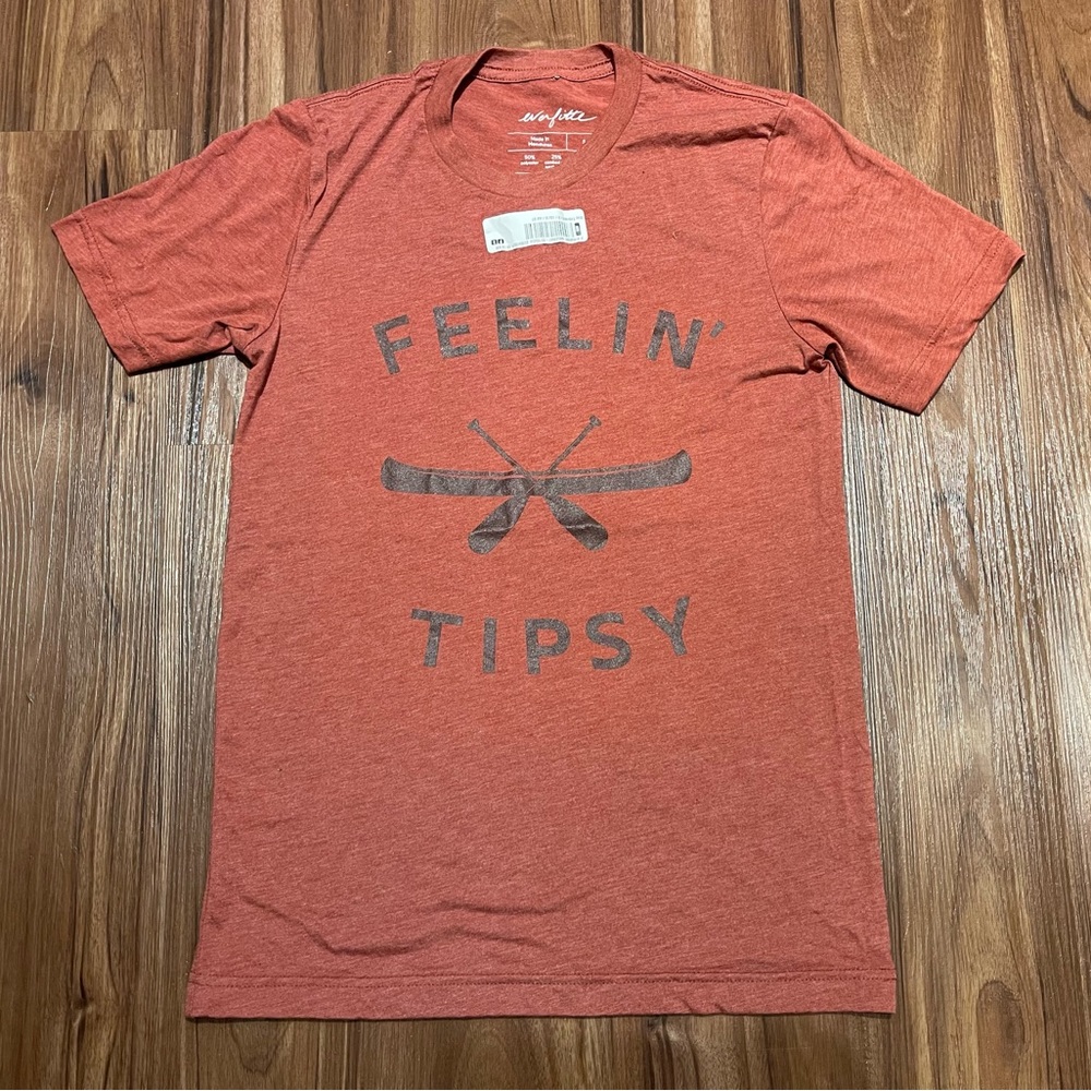 New Burnt Orange “Feelin’ Tipsy” Graphic Shirt - S